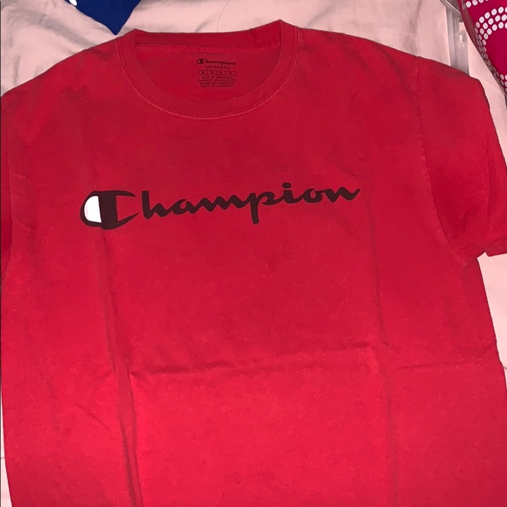 red champion t shirt
